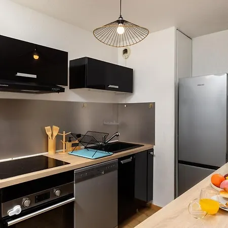 Apartamento L'écrin Carcassonnais- Parking Gratuit- Terrasse Carcasona